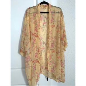 American Eagle Floral Kimono